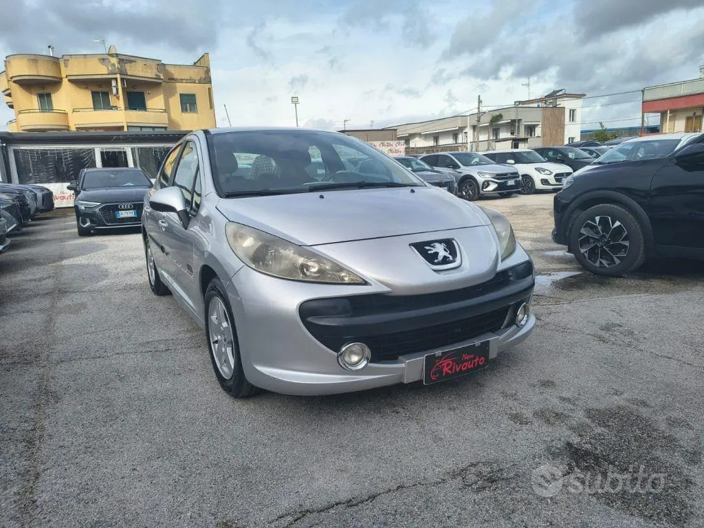 Peugeot 207 2009 photo 2