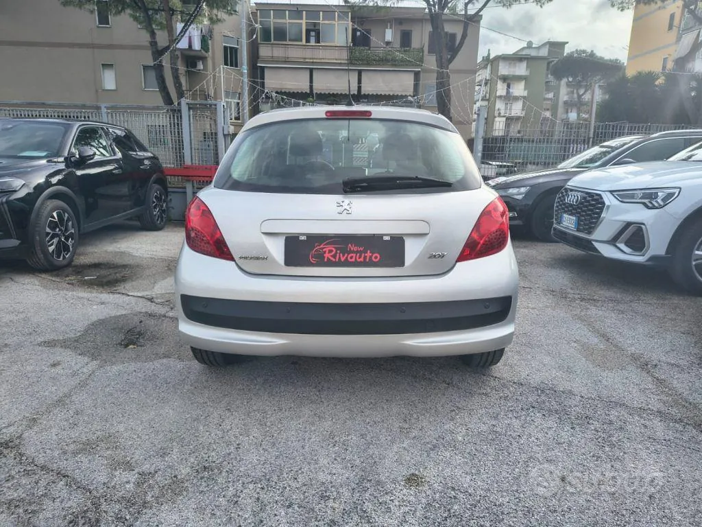 Peugeot 207 2009 photo 5