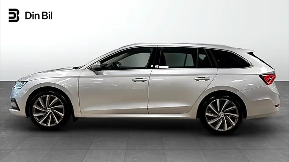 Skoda Octavia 2021 photo 2