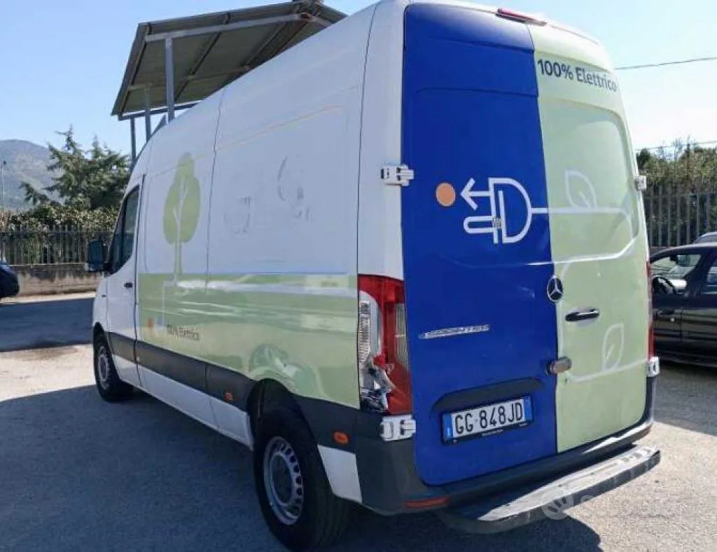Mercedes-Benz Sprinter 2021 photo 3