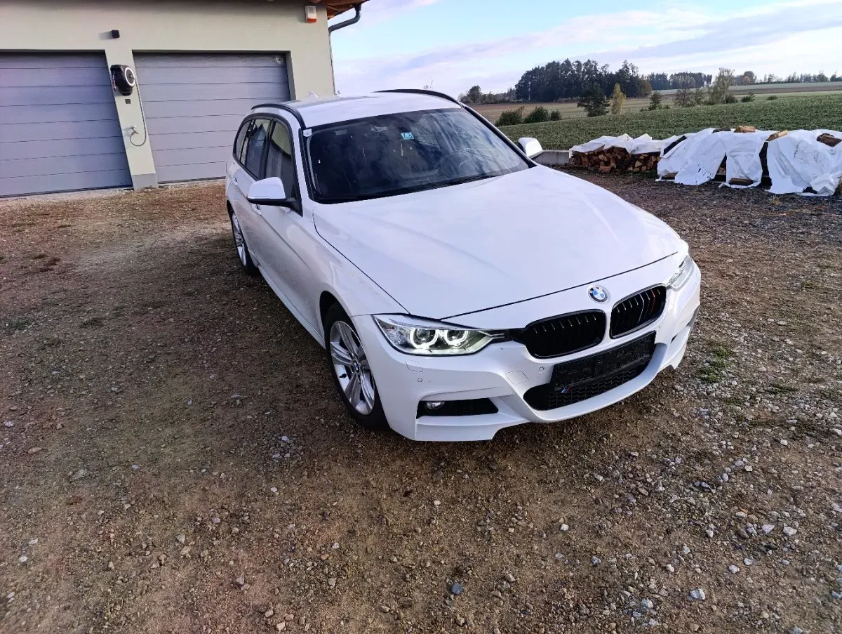 BMW 320D 2013 photo 2