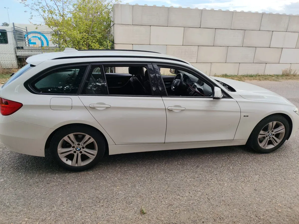 BMW 3 Series 2013 photo 3