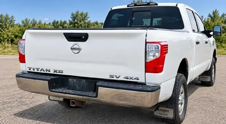 Nissan Titan 2016 photo 2