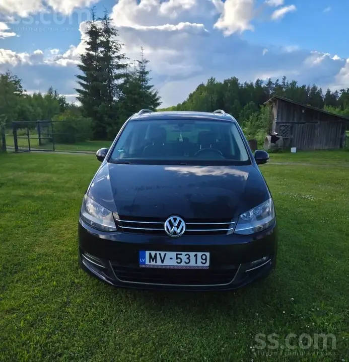 Volkswagen Sharan 2013 photo 2