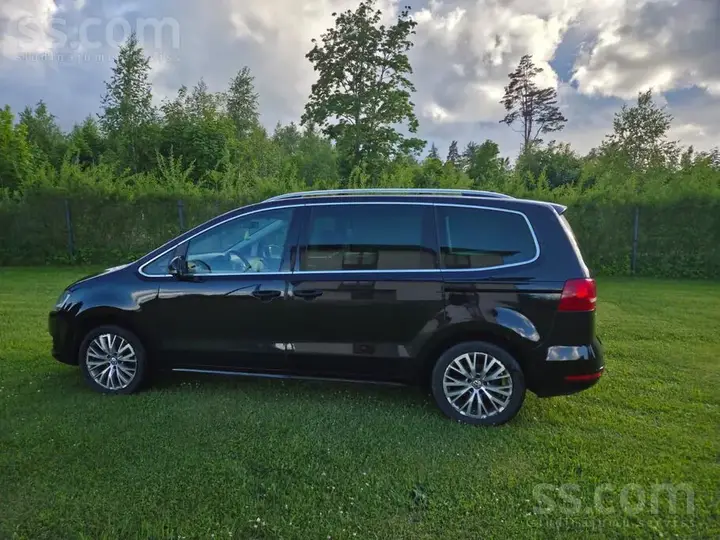 Volkswagen Sharan 2013 photo 3