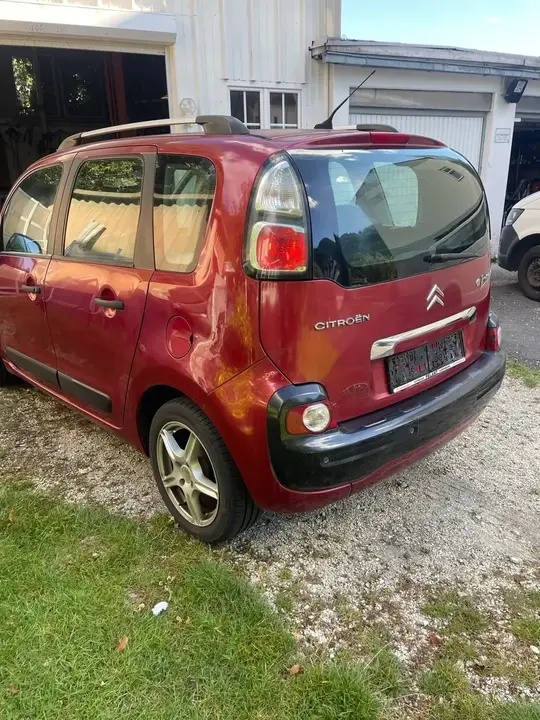 Citroen C3 Picasso 2010 photo 3