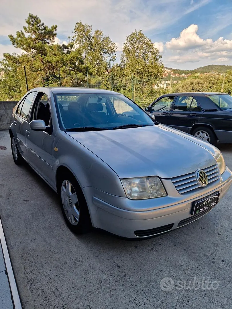 Volkswagen Bora 1999 photo 3