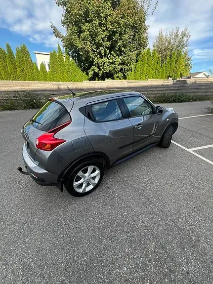 Nissan Juke 2011 photo 4