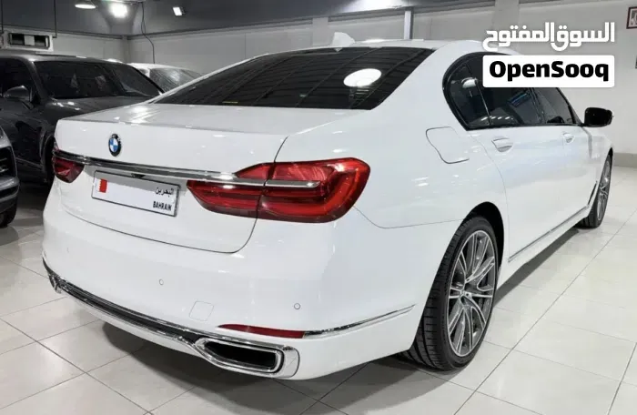 BMW 7 Series 2018 photo 4