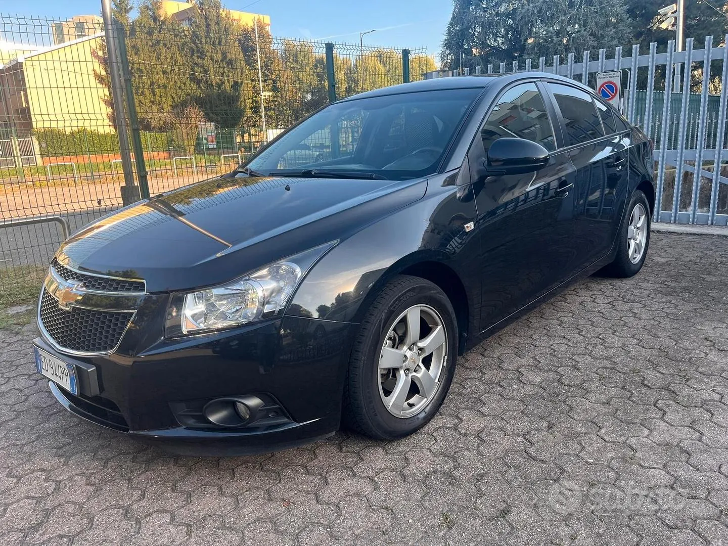 Chevrolet Cruze 2010 photo 3