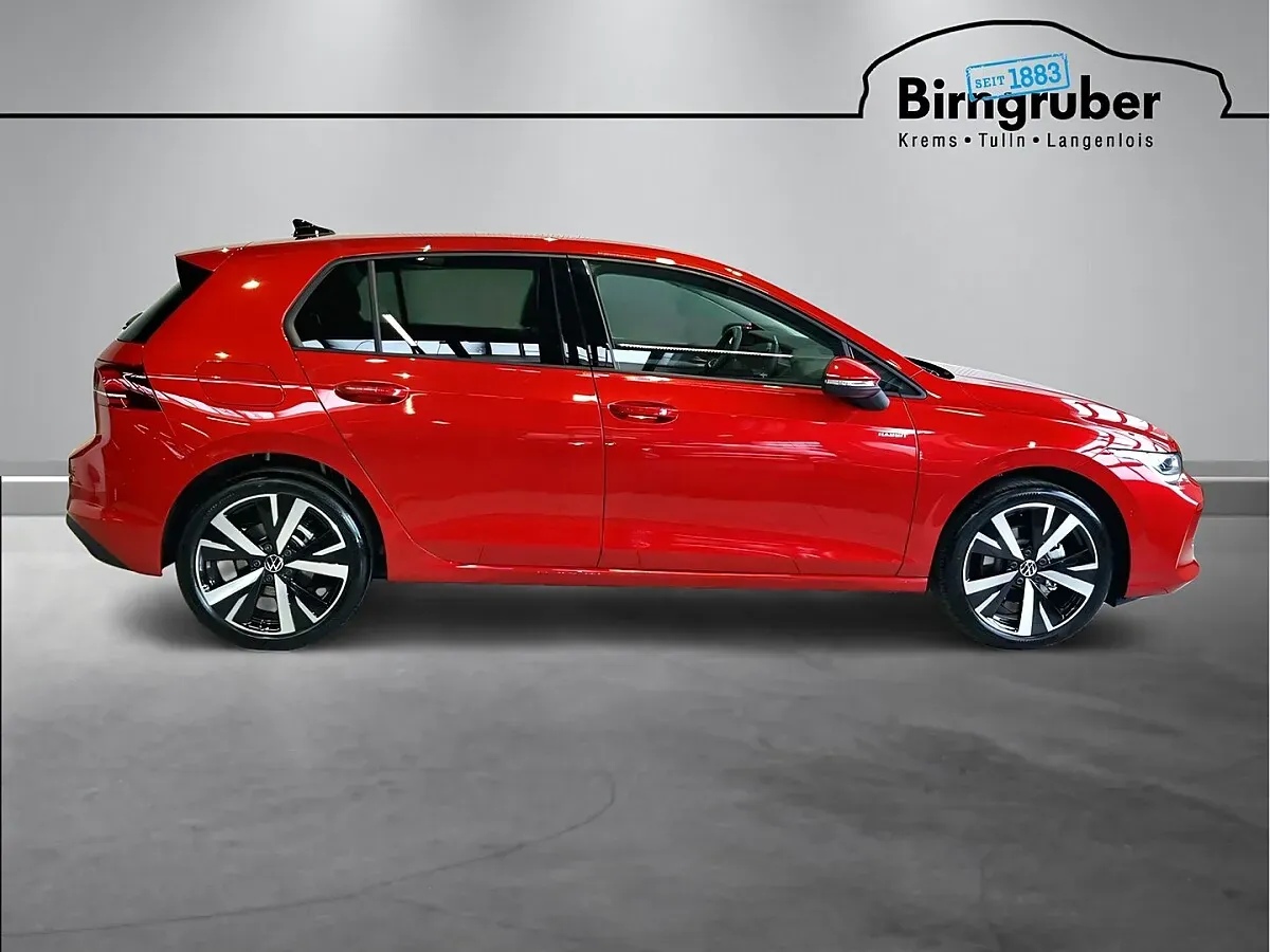 Volkswagen Golf 2026 photo 3