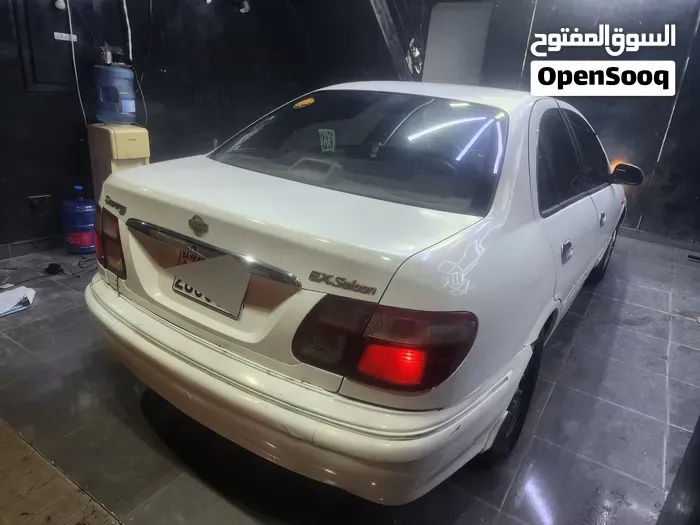 Nissan Sunny 2003 photo 3