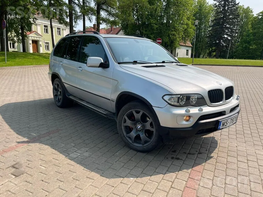 BMW X5 2004 photo 2