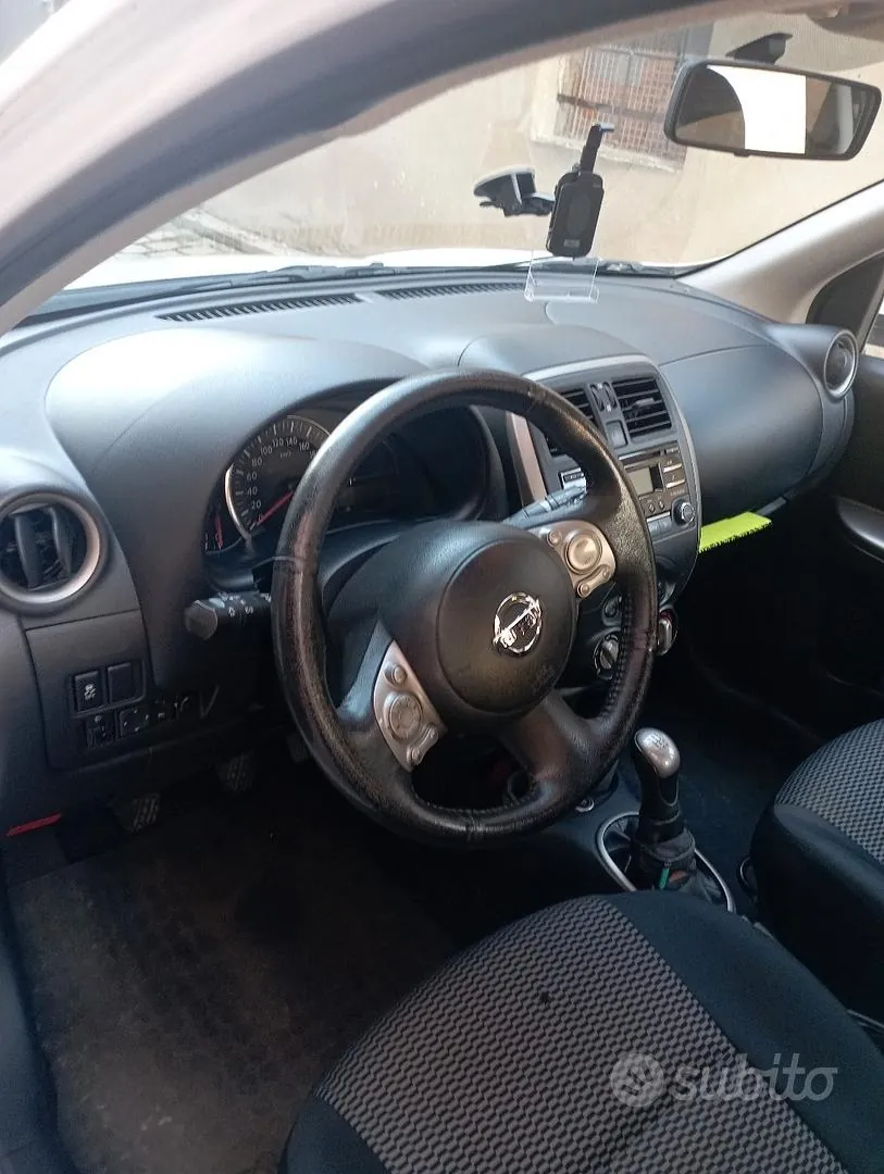 Nissan Micra 2013 photo 4
