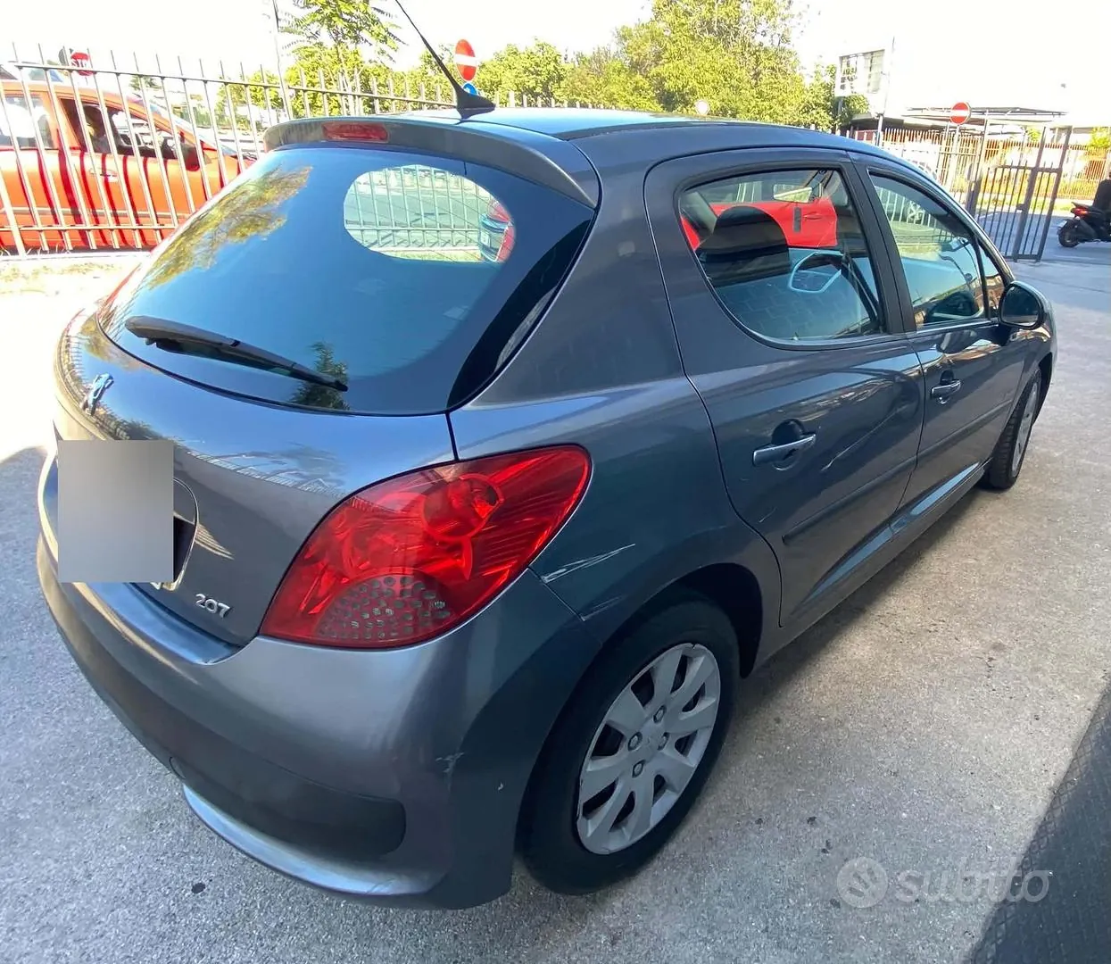 Peugeot 207 2008 photo 4