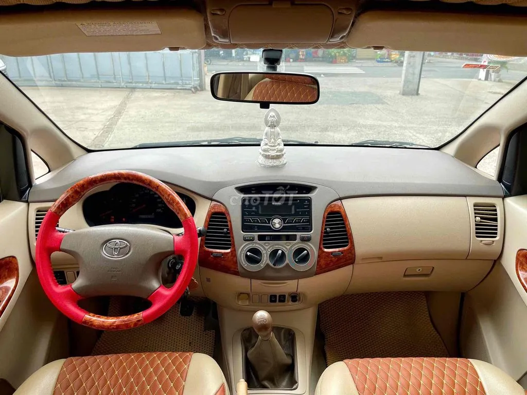 Toyota Innova 2008 photo 5