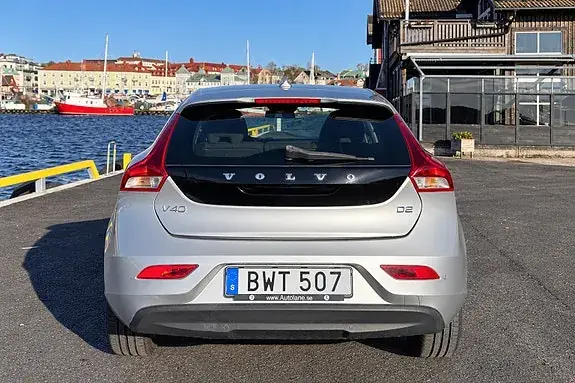 Volvo V40 2015 photo 3