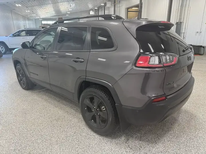 Jeep Cherokee 2023 photo 5