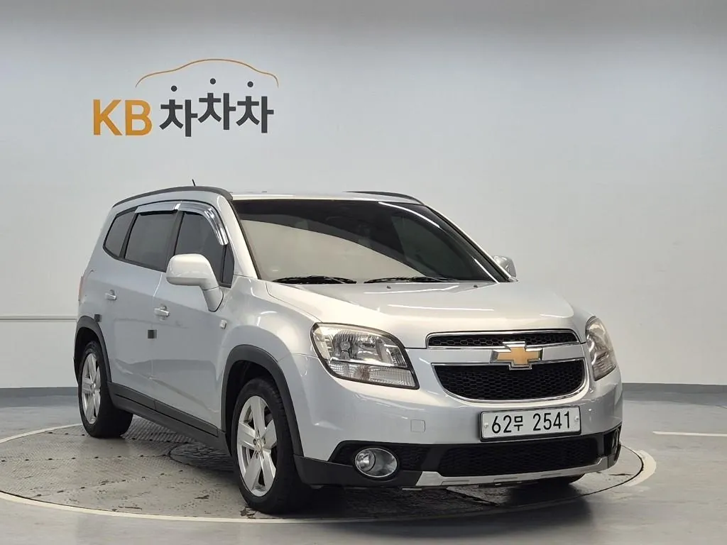 Chevrolet Orlando 2012 photo 4