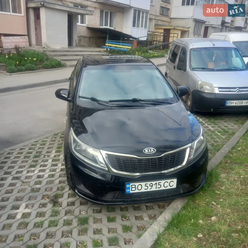 Kia Rio 2012 photo 2