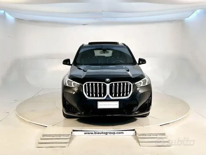 BMW X1 2023 photo 3