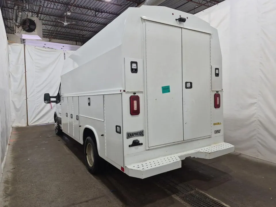 Ford Transit 2023 photo 4
