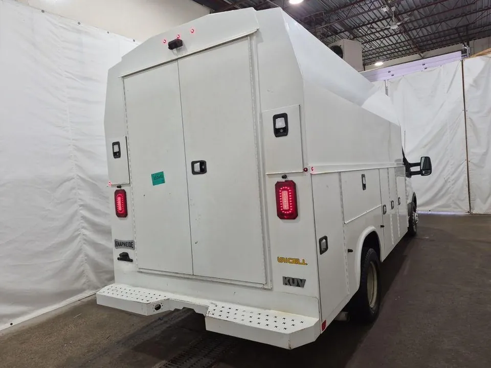 Ford Transit 2023 photo 3