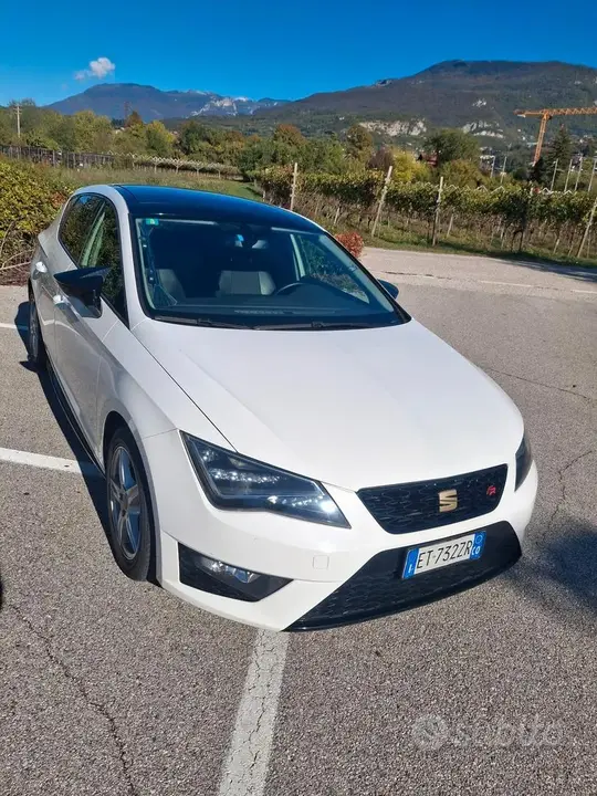 Seat Leon 2014 photo 2