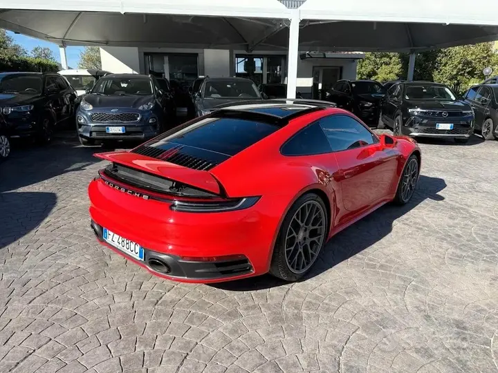 Porsche 911 Carrera 2019 photo 5