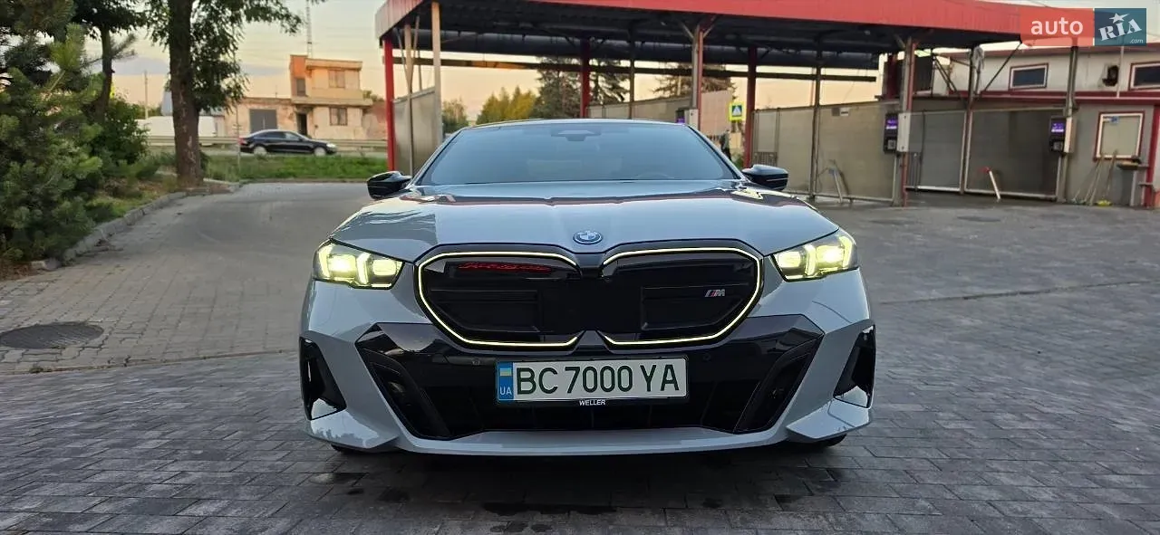 BMW I5 2024 photo 2