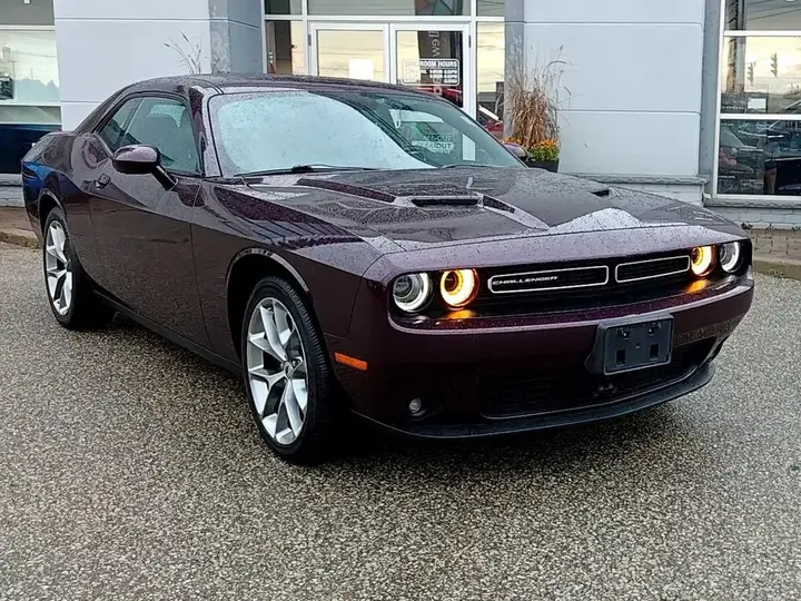 Dodge Challenger 2021 photo 2