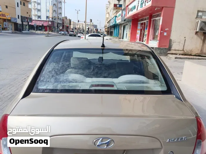 Hyundai Accent 2008 photo 4