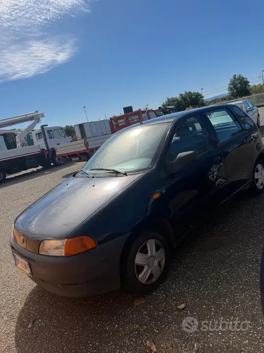 Fiat Punto 1998 photo 2