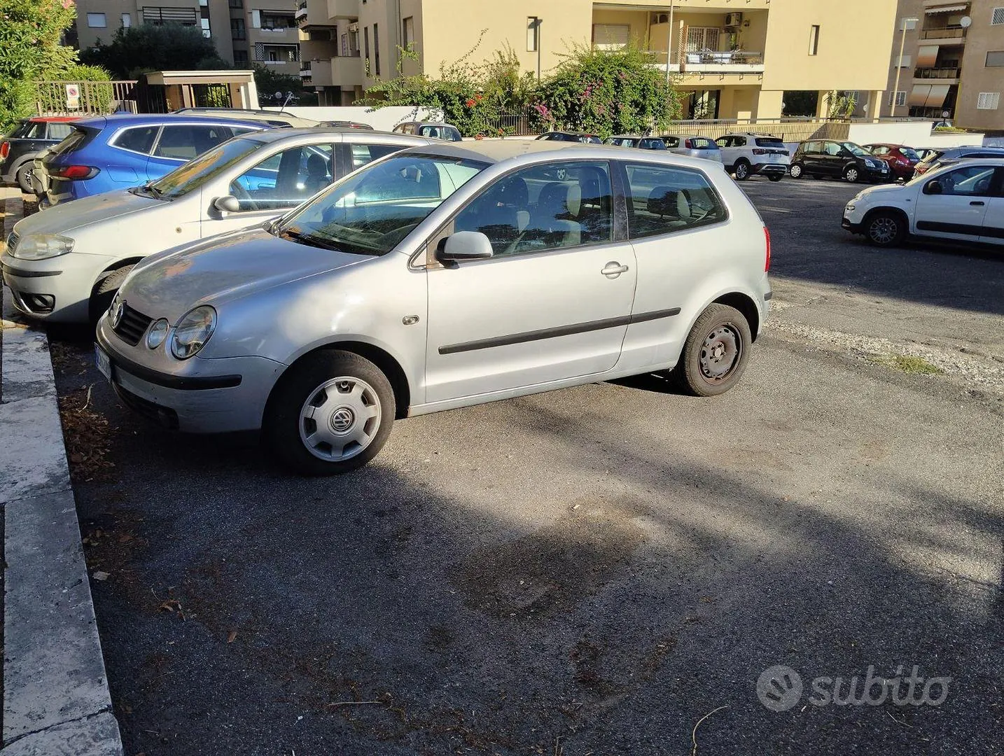Volkswagen Polo 2002 photo 2