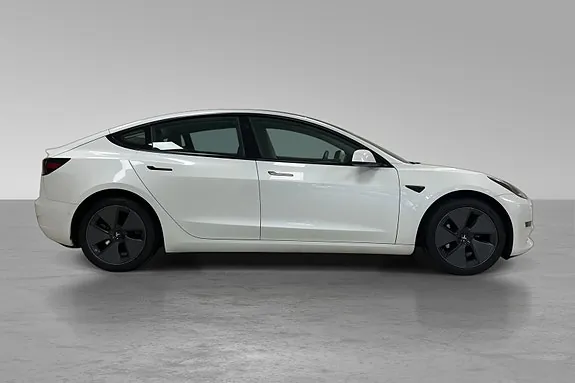 Tesla Model 3 2021 photo 3