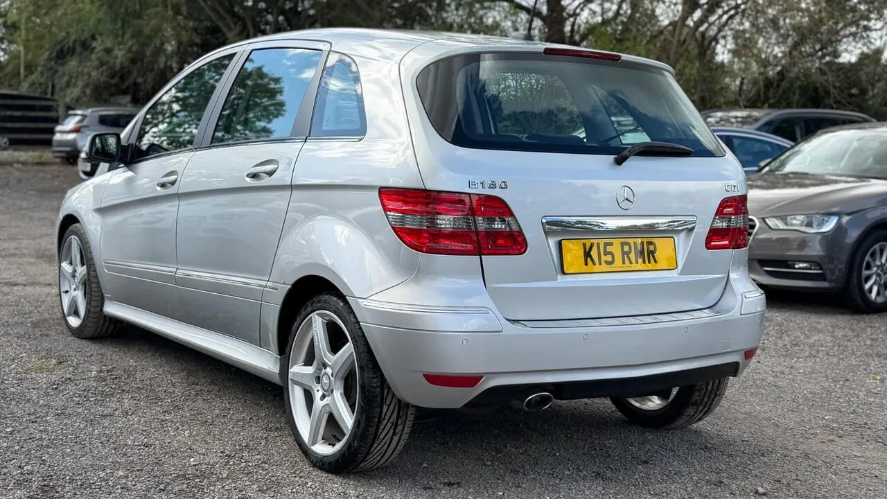Mercedes-Benz B-Class 2011 photo 4