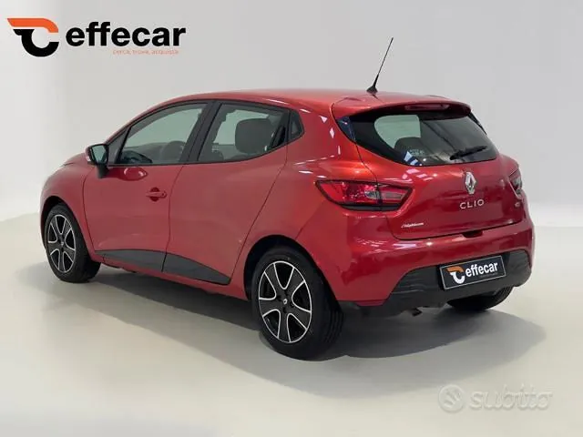 Renault Clio 2015 photo 4