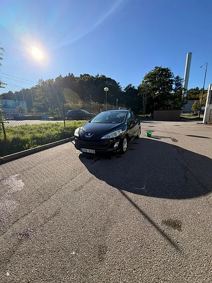 Peugeot 308 2008 photo 5