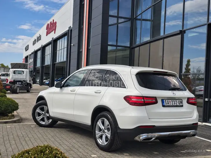 Mercedes-Benz Glc 250 2017 photo 2