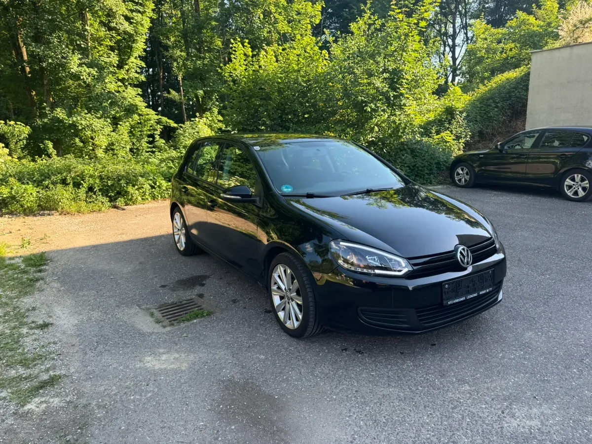 Volkswagen Golf 2009 photo 3