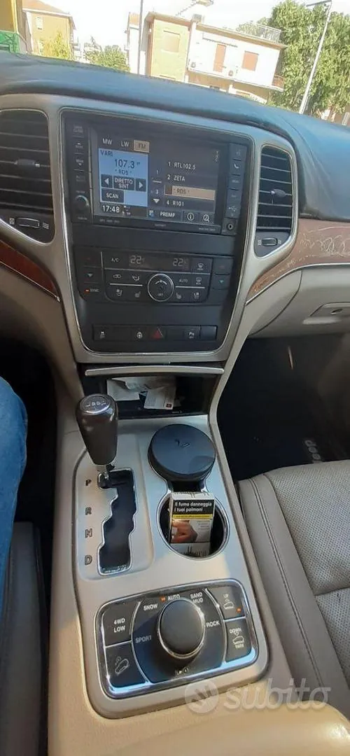 Jeep Grand Cherokee 2012 photo 5