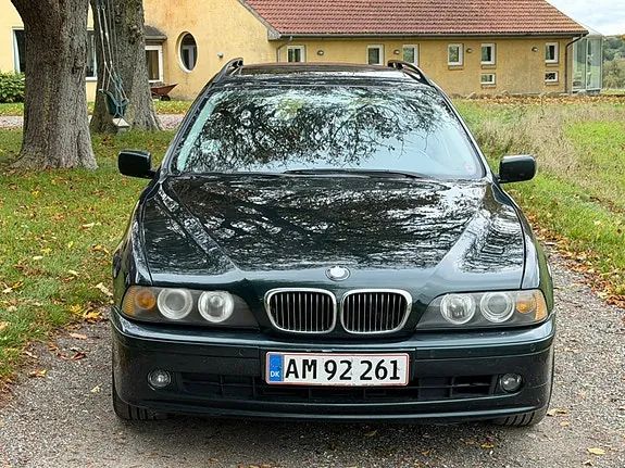 BMW 520I