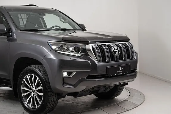 Toyota Land Cruiser 2023 photo 3
