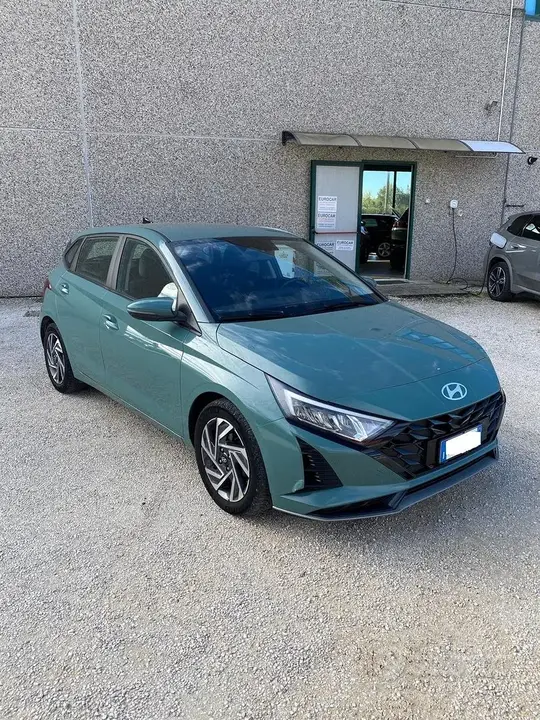 Hyundai I20 2023 photo 2