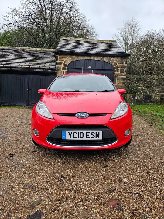 Ford Fiesta 2010 photo 3