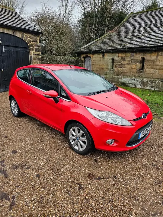 Ford Fiesta 2010 photo 5