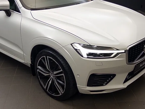 Volvo Xc60 2018 photo 3