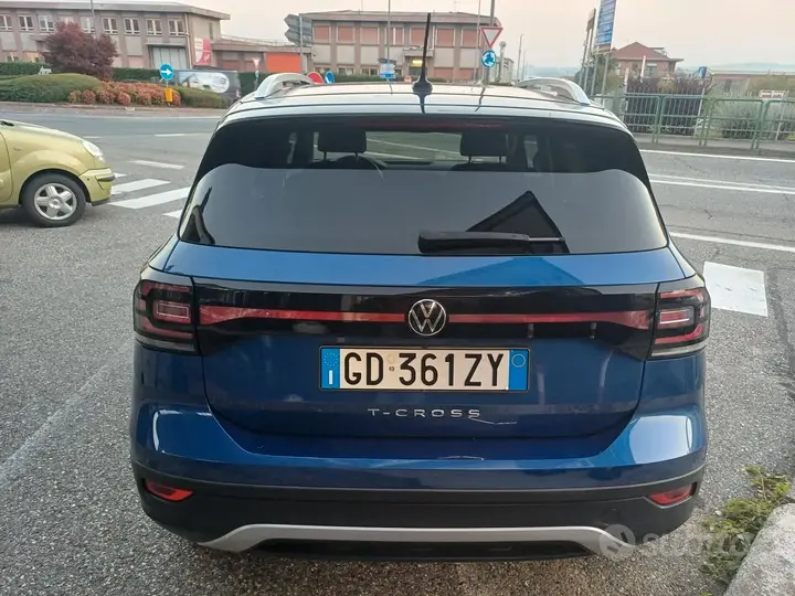 Volkswagen T-Cross 2021 photo 2