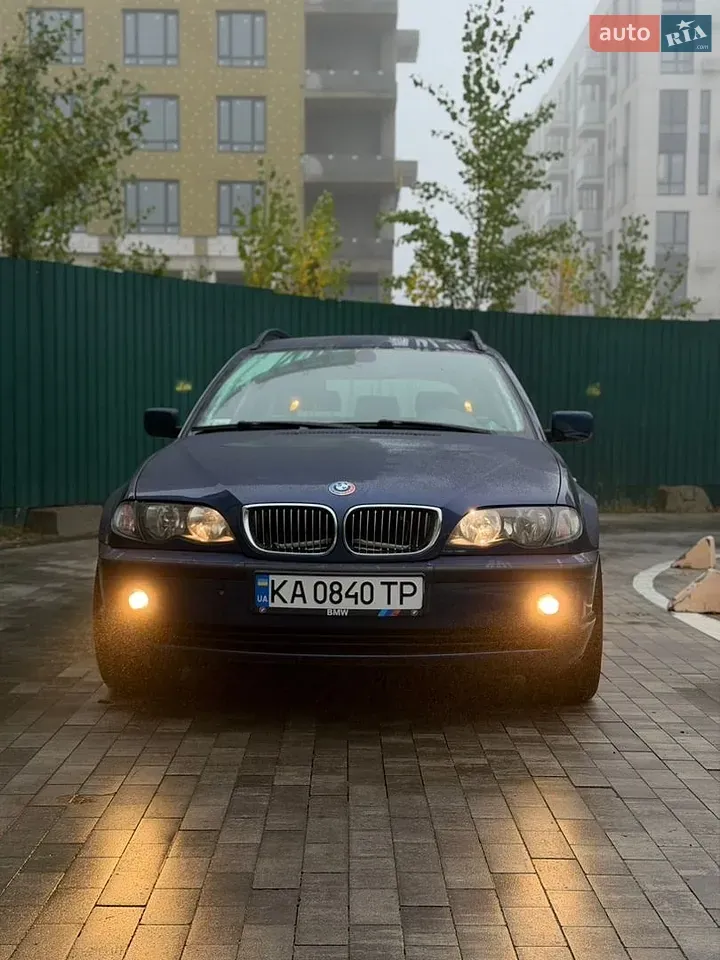 BMW 3 Series 2004 photo 2