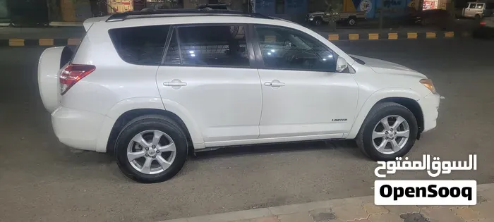 Toyota Rav4 2012 photo 3